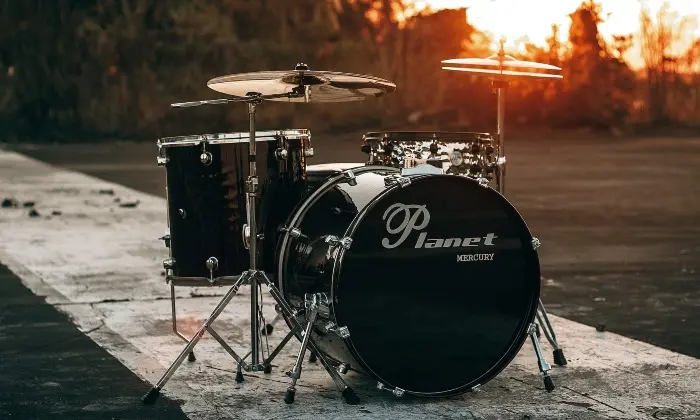 acoustic drums