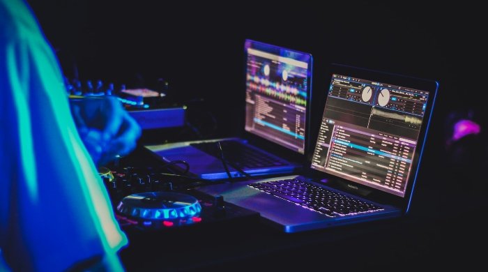 5 Best Laptops For DJing